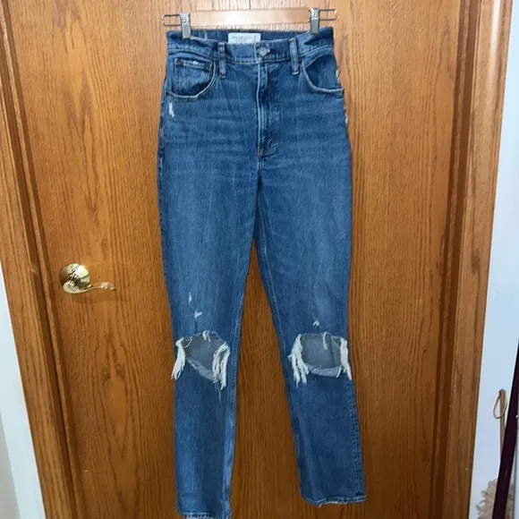 Abercrombie &amp; Fitch - the 90’s Straight High Rise Curve Love Blue Denim Jeans