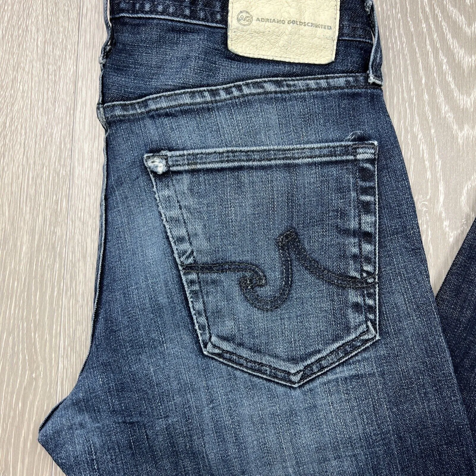AG Adriano Goldschmied Jeans Matchbox Slim Straight Womens Jeans Size 30R