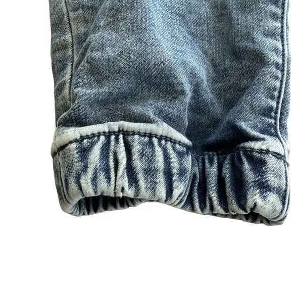 American Eagle Next Level stretch. Regular size 6. Elastic waist with tie