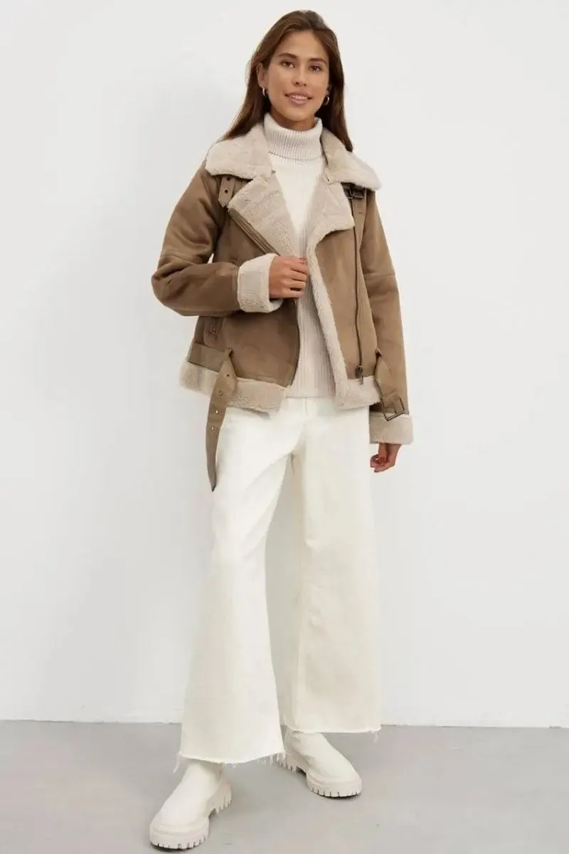 Arabella - Practical Zip Pockets and Fitted Belt Woman's Winter Jacket