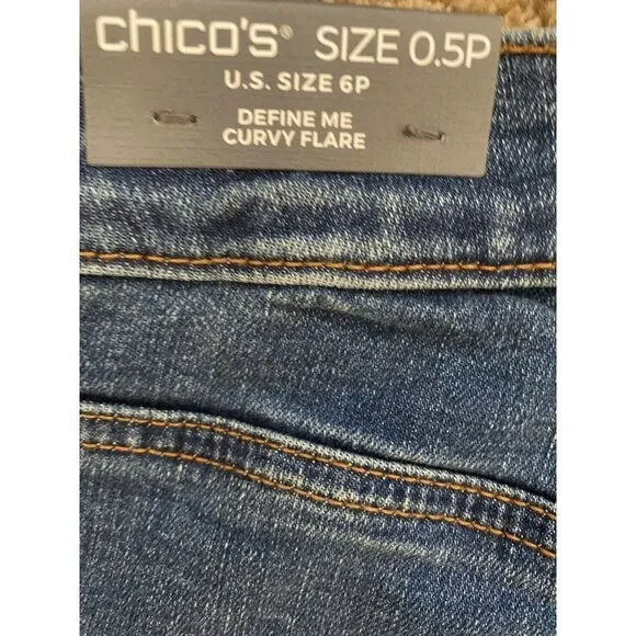 CHICO'S WOMEN'S BLUE DEFINE ME CURVY FLARE JEANS PETITE SZ 6 NWT