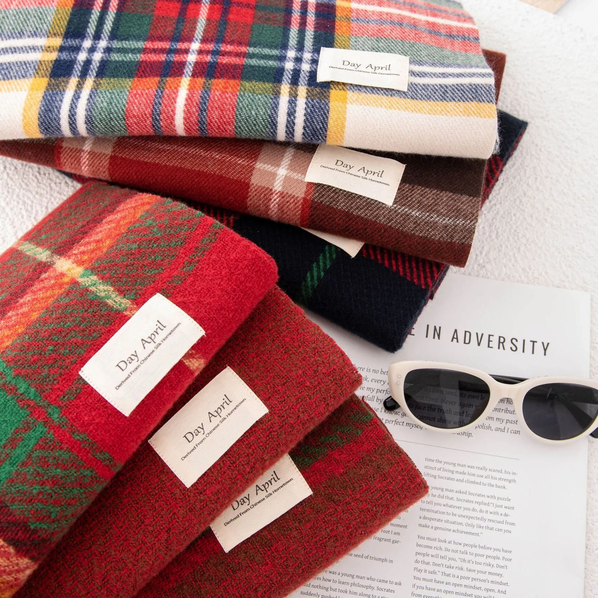 Christmas Red Plaid Scarf, Winter Fashion Scarf for Women, High-End Neck Warmer, Korean-Style, Warm Shawl C-2408012-1