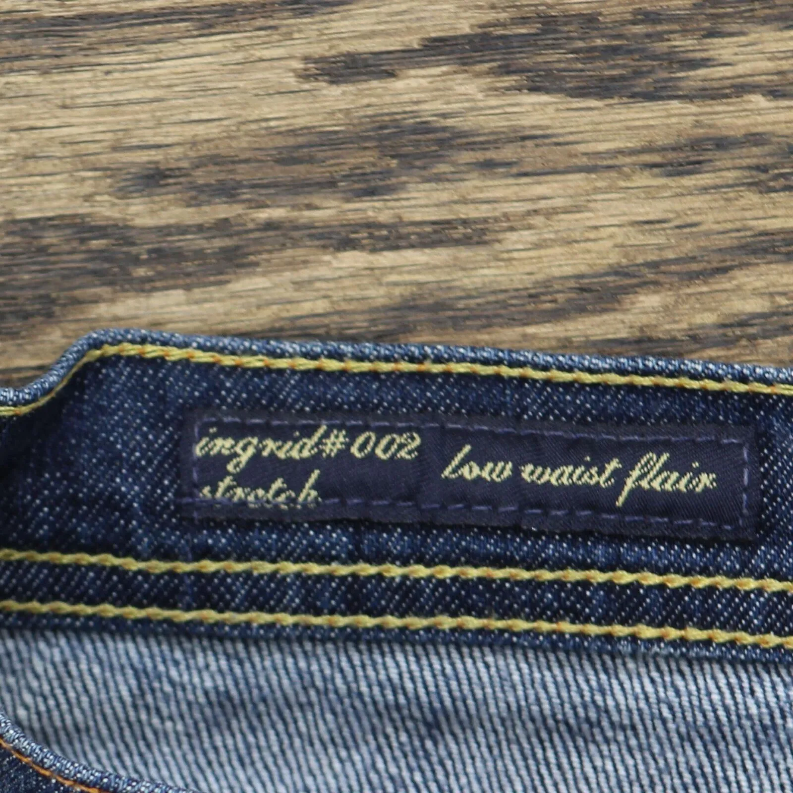 Citizens of Humanity  Ingrid #002 Stretch Low Waist Flair Jeans Washed Blue 27