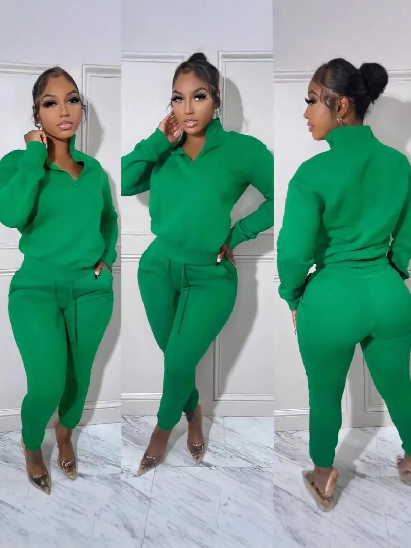 Cozy High-Neck Zipper Sweatshirt and Jogger Pants Two-Piece Set