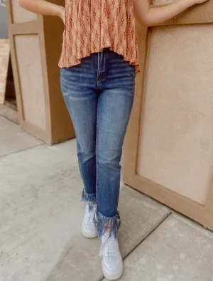 Curvy Frayed Hem Denim