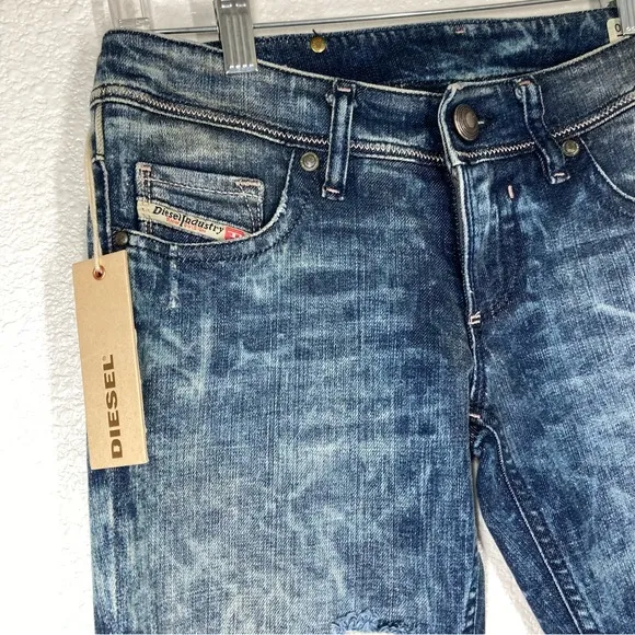 Diesel Jeans Lowky Distressed Wash Stretch Mid Rise 27x 30 Italy Made