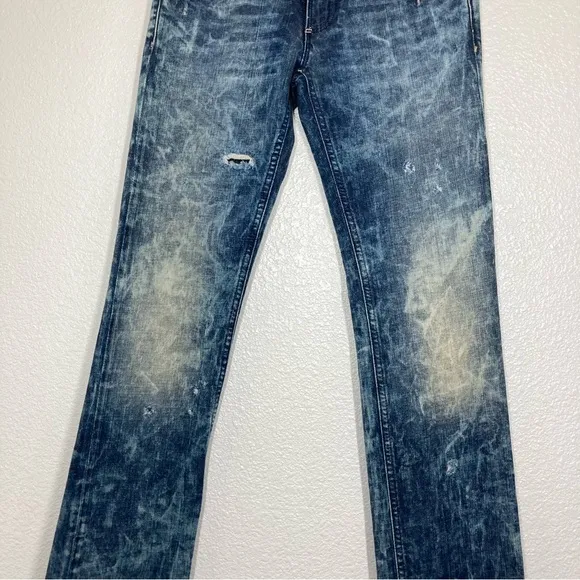 Diesel Jeans Lowky Distressed Wash Stretch Mid Rise 27x 30 Italy Made