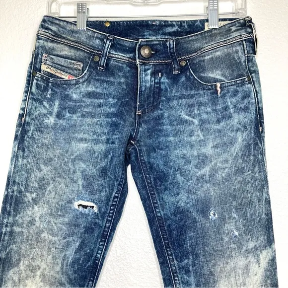 Diesel Jeans Lowky Distressed Wash Stretch Mid Rise 27x 30 Italy Made