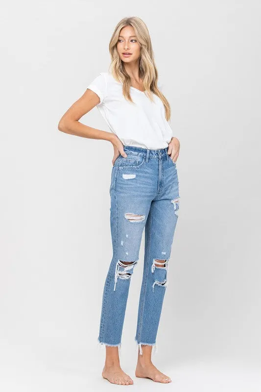 DISTRESSED RAW HEM MOM JEANS - Vervet