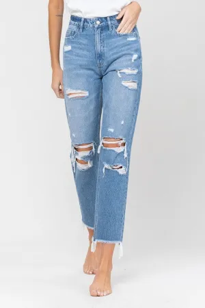 DISTRESSED RAW HEM MOM JEANS - Vervet