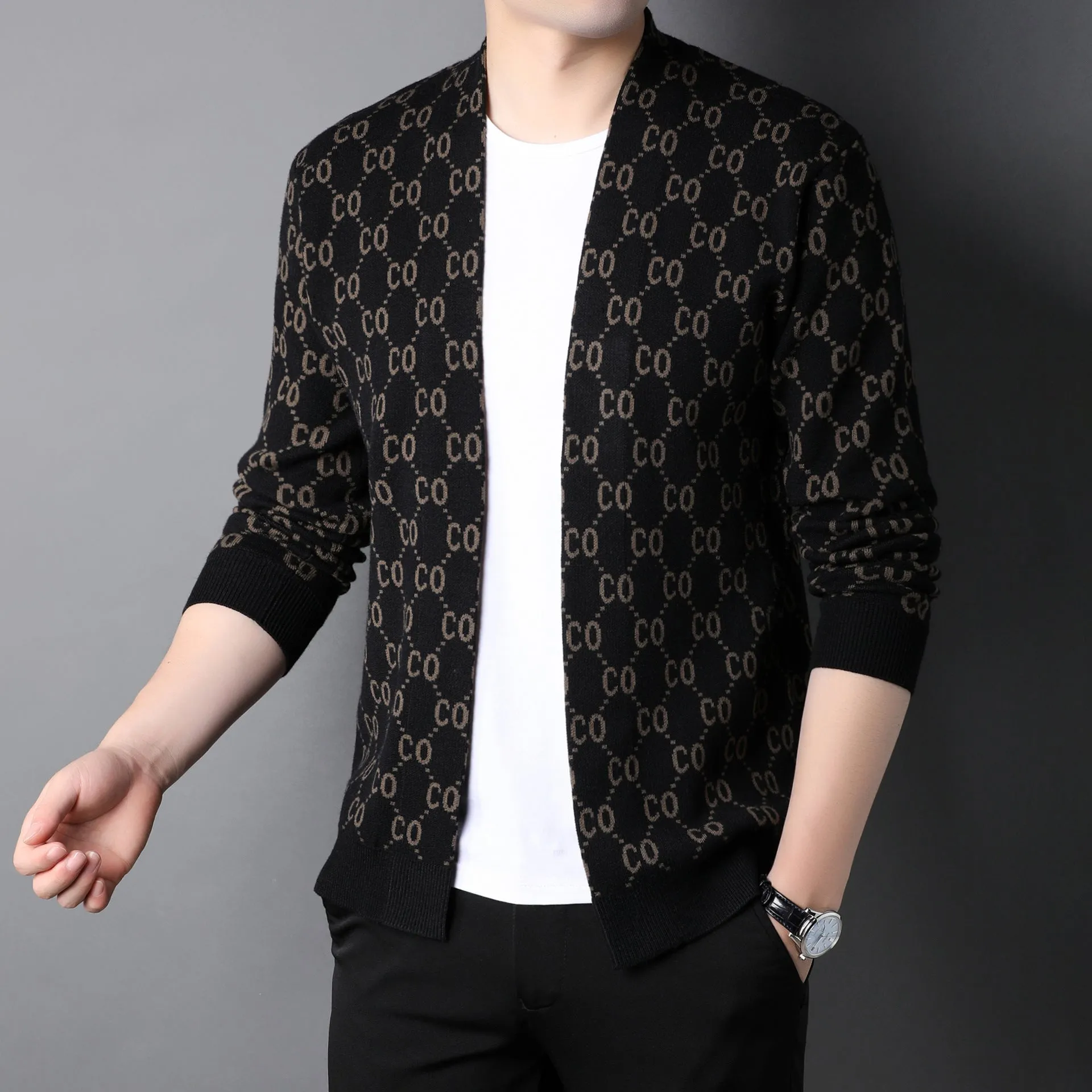 Evaristo – Luxe Men’s Winter Cardigan