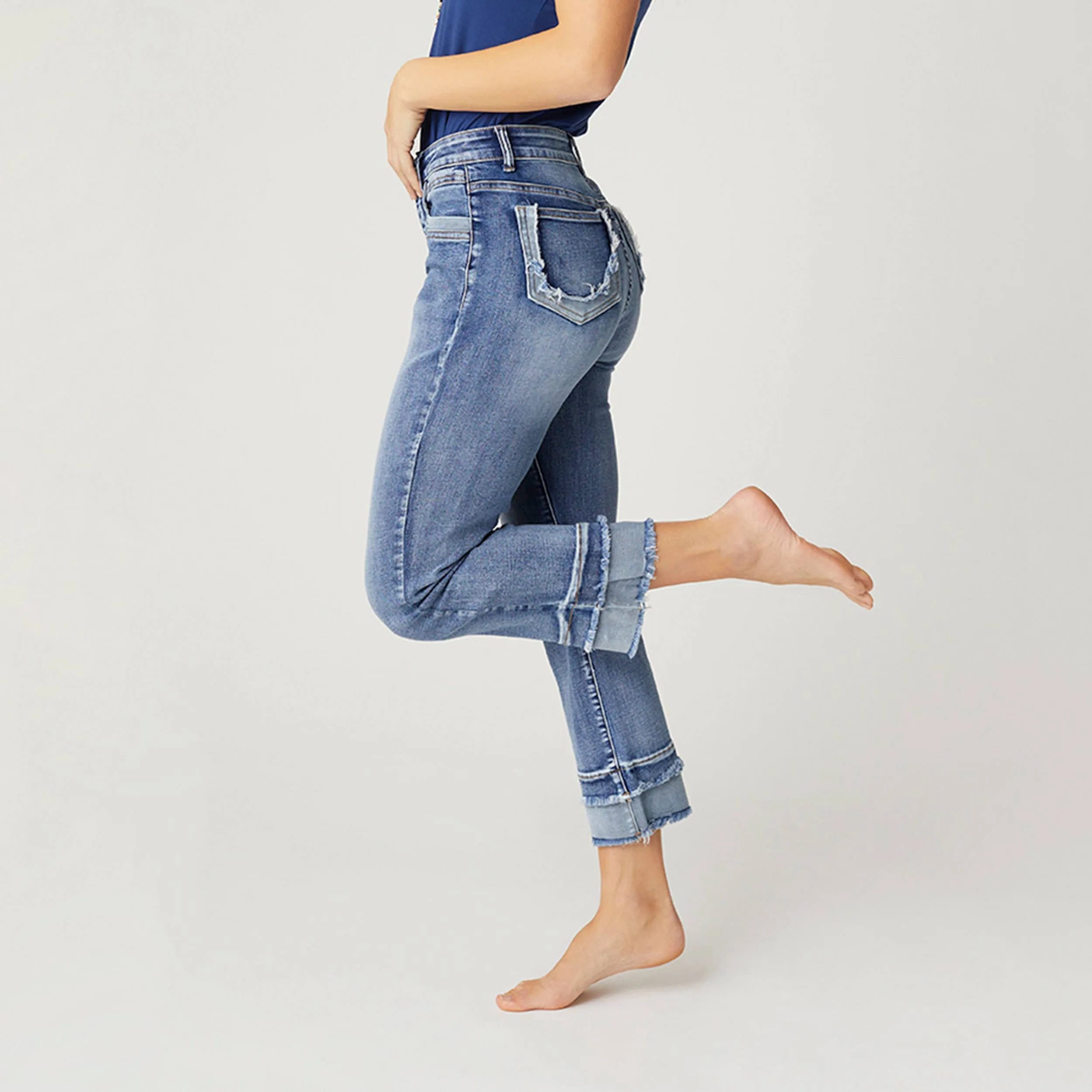 EverStretch Boyfriend Capri Jeans with Contrast Bottom