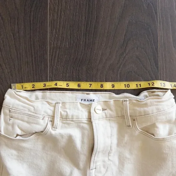 Frame Le High Straight Jeans (Stretchy!) in Blanc (Cream / Ivory), Size 26