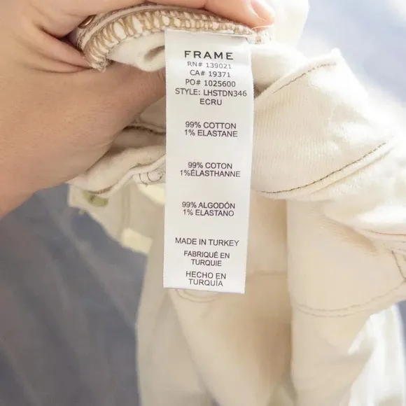 Frame Le High Straight Jeans (Stretchy!) in Blanc (Cream / Ivory), Size 26