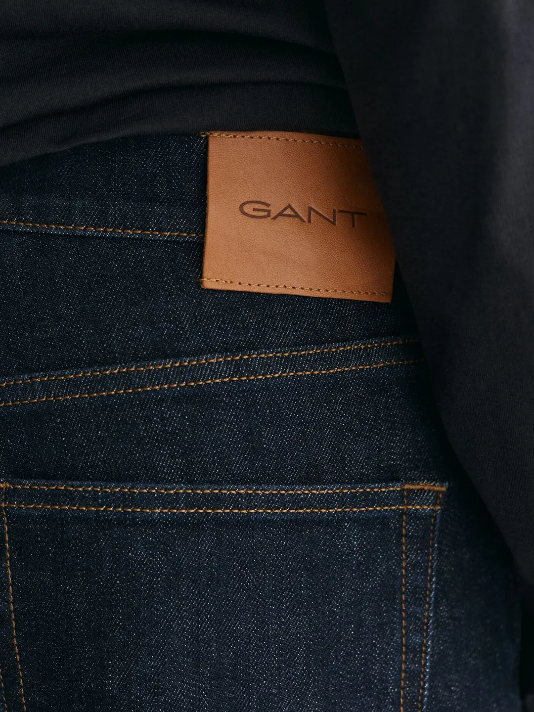 Gant Men Blue Solid Slim Fit Mid-Rise Jeans