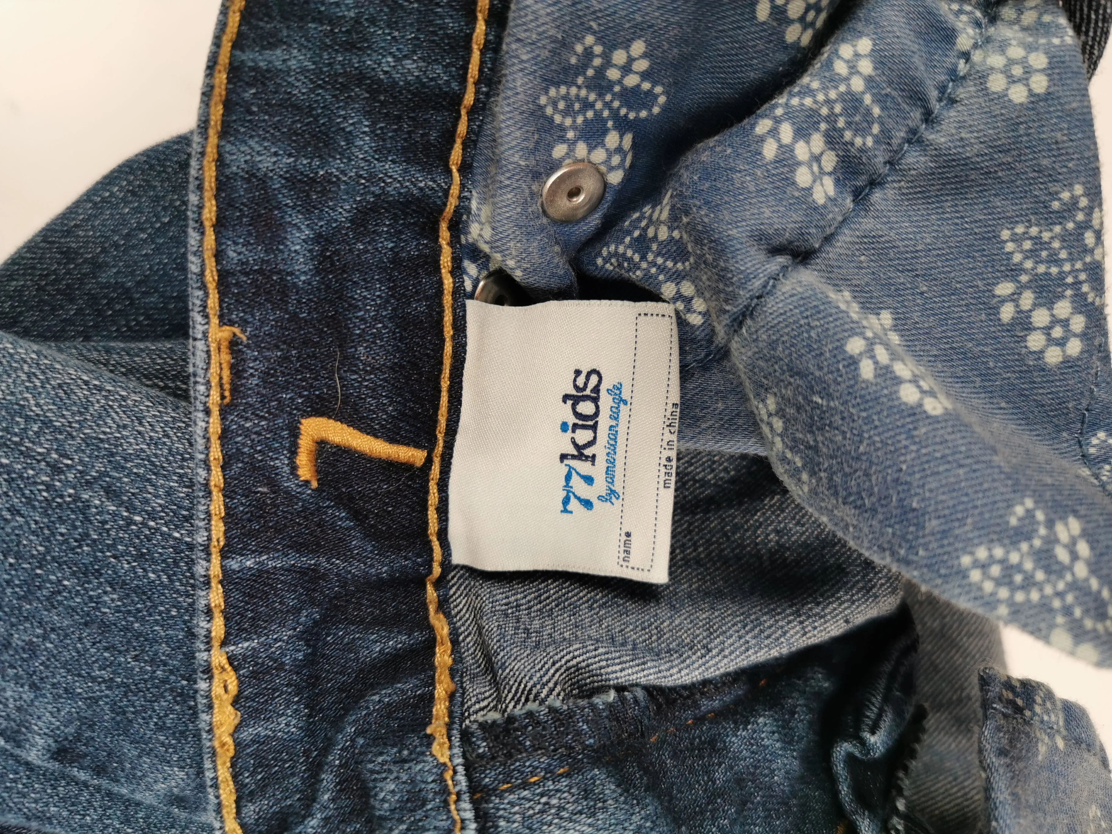 GIRL SIZE 7 YEARS - AMERICAN EAGLE, Flarred Fit Jeans EUC B55