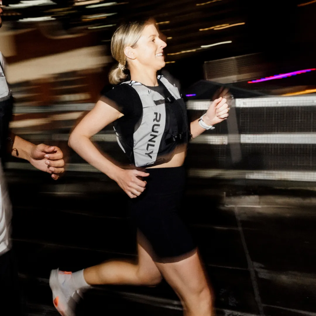HYBRID PRO RUNNING VEST | GREY/BLACK