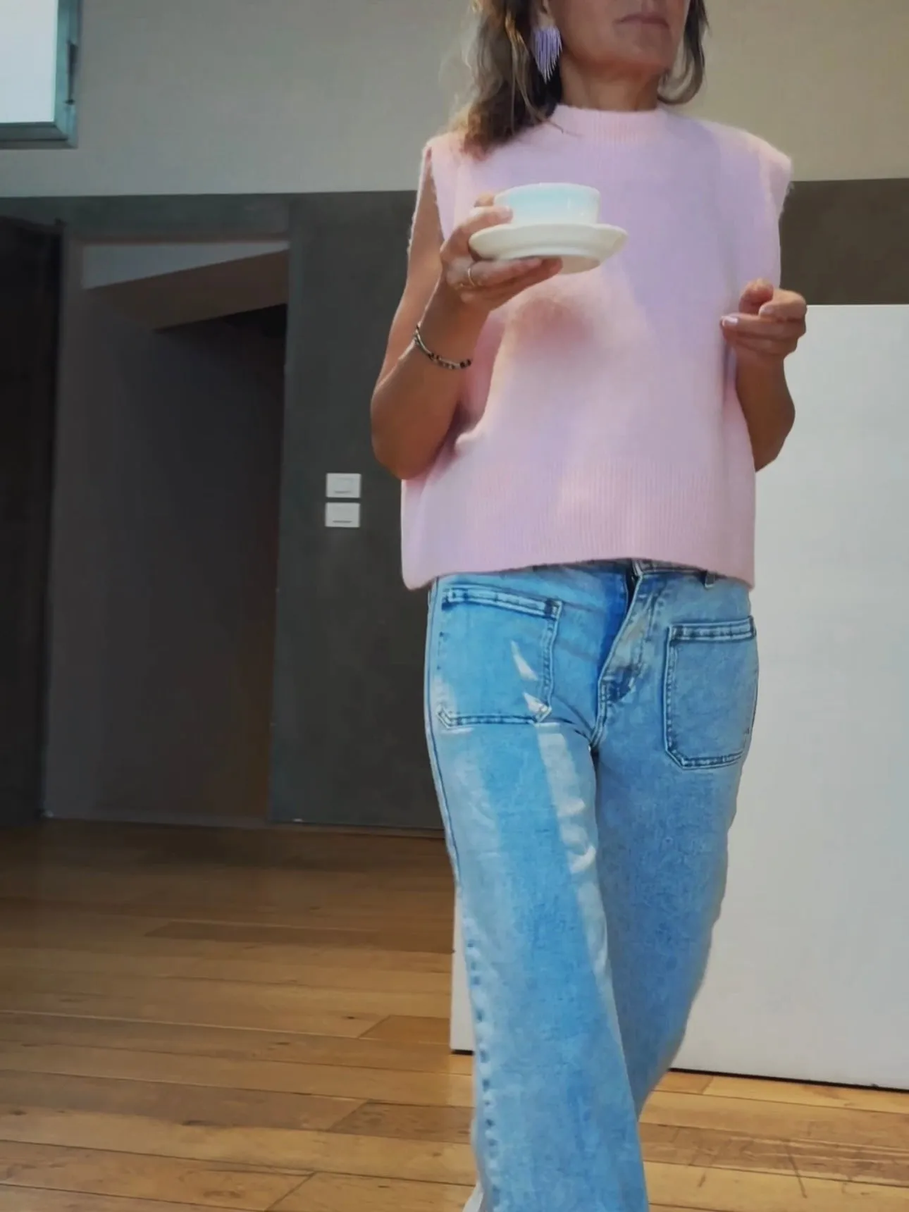 JEANS WITH FRONT POCKETS - LIGHT BLUE
