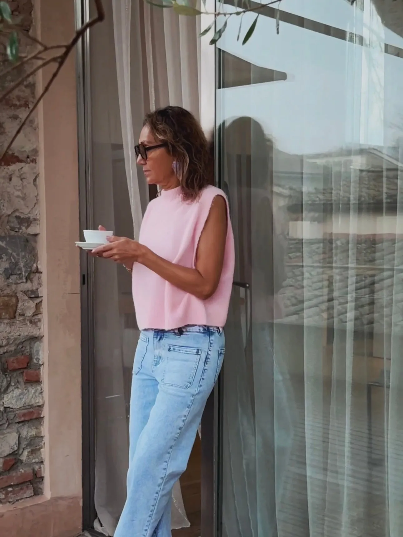 JEANS WITH FRONT POCKETS - LIGHT BLUE