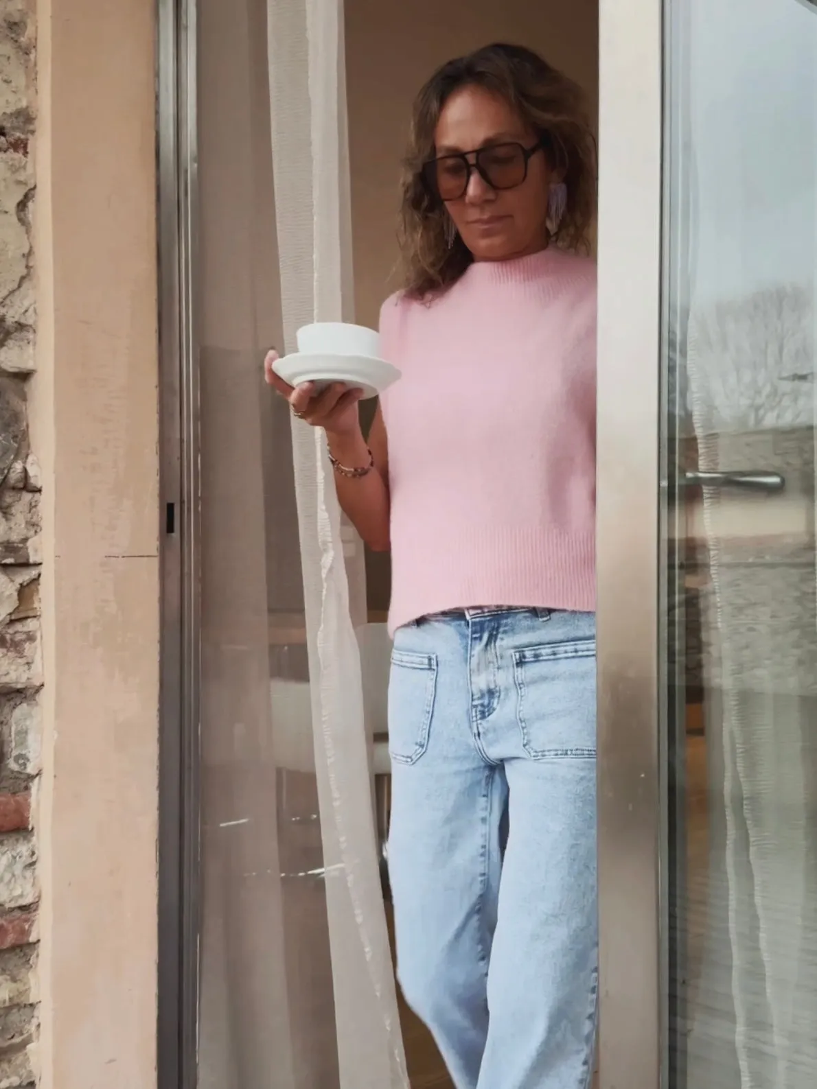 JEANS WITH FRONT POCKETS - LIGHT BLUE