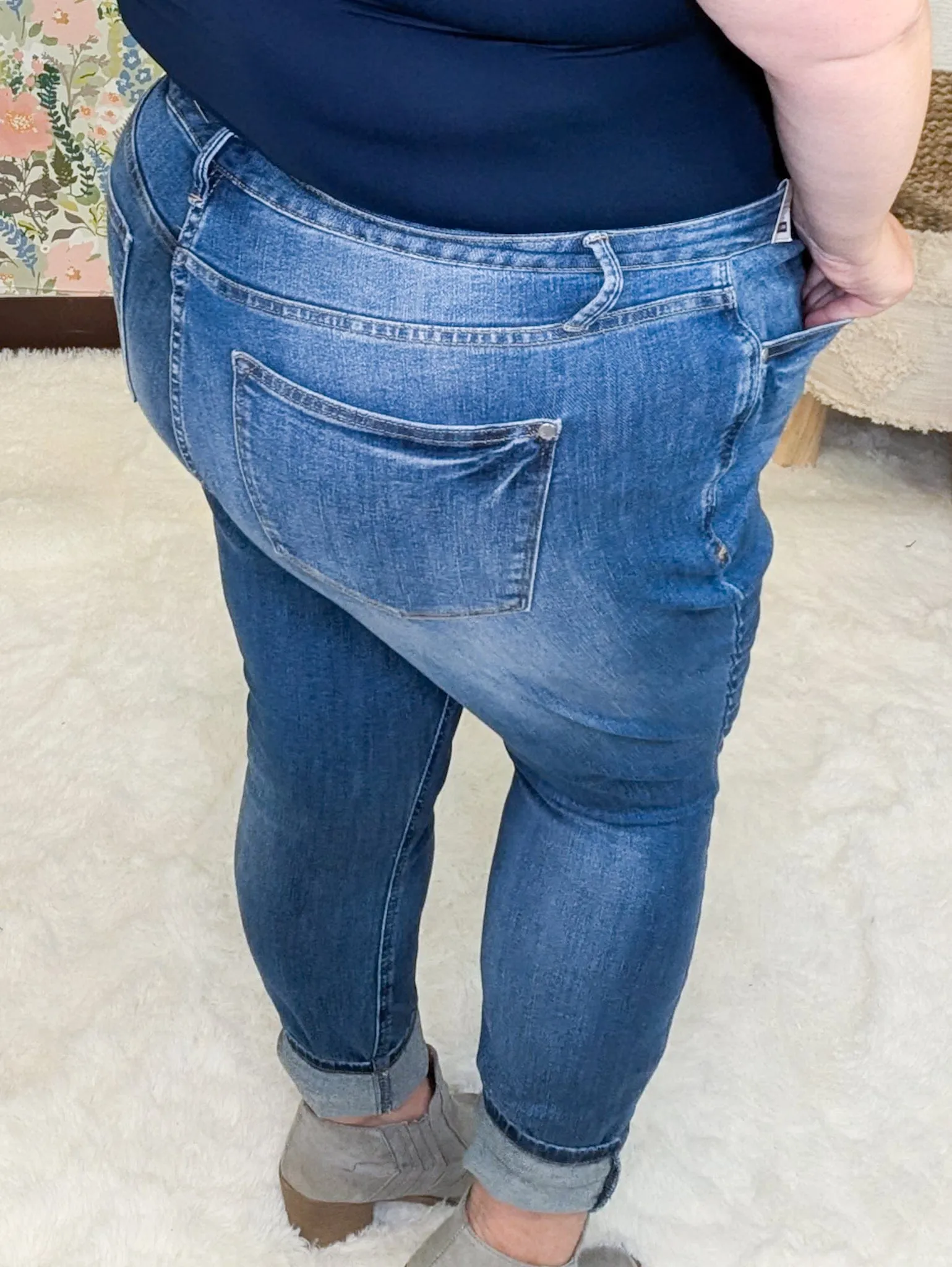 Judy Blue High Rise Medium-Light Wash Tummy Control Skinny