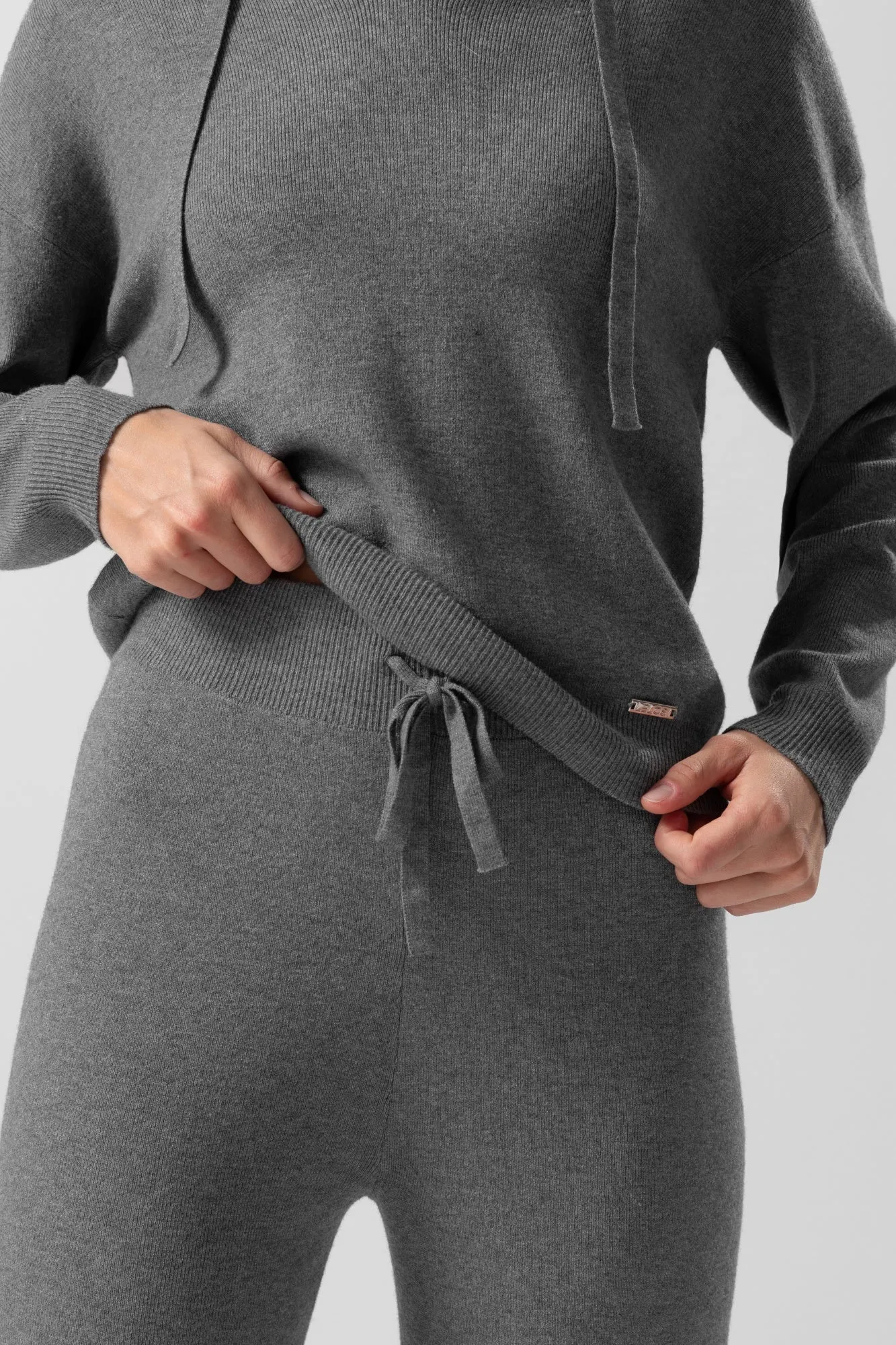 Knitted hoodie Meryl