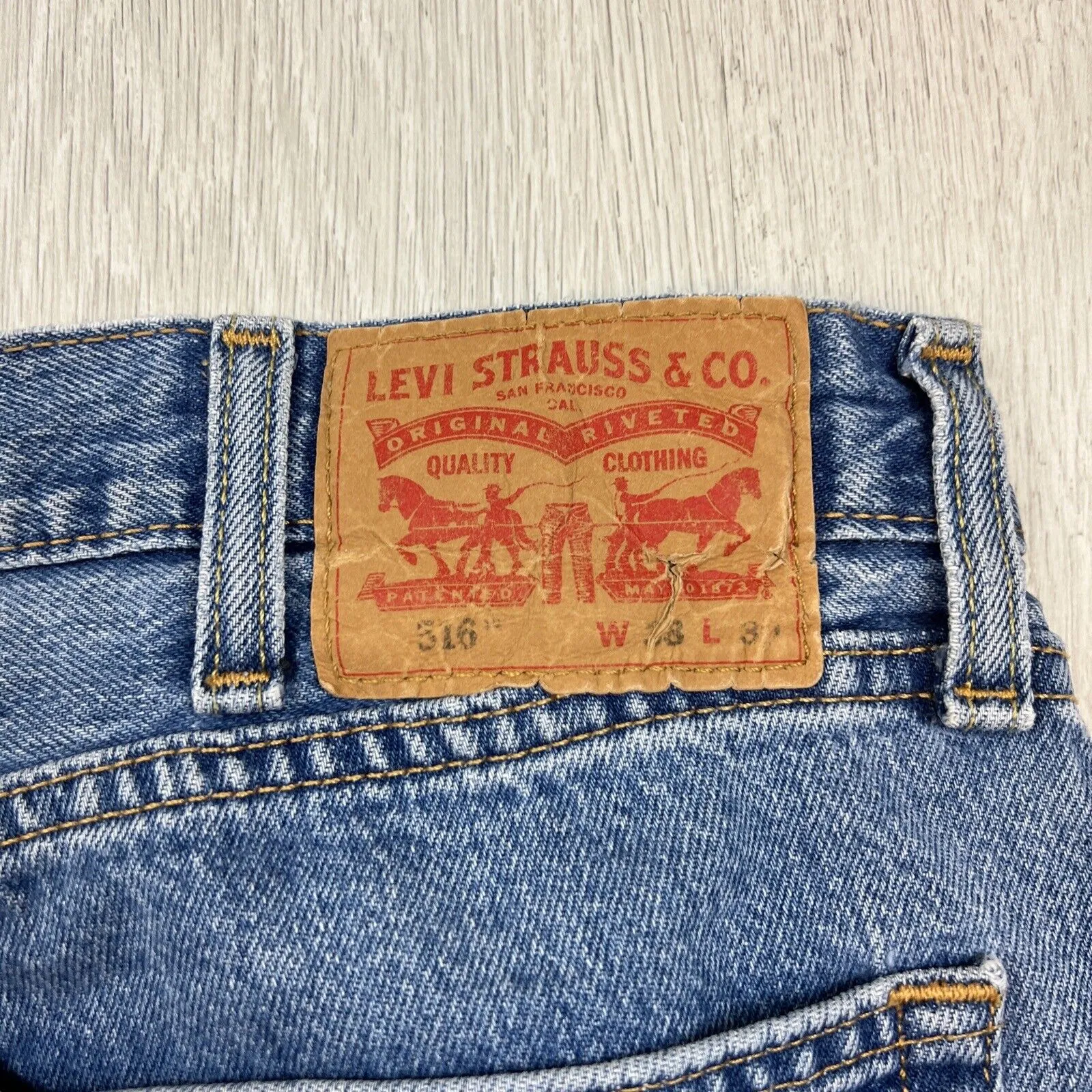 Levi’s Mens 516 Jeans Size 38 X 30