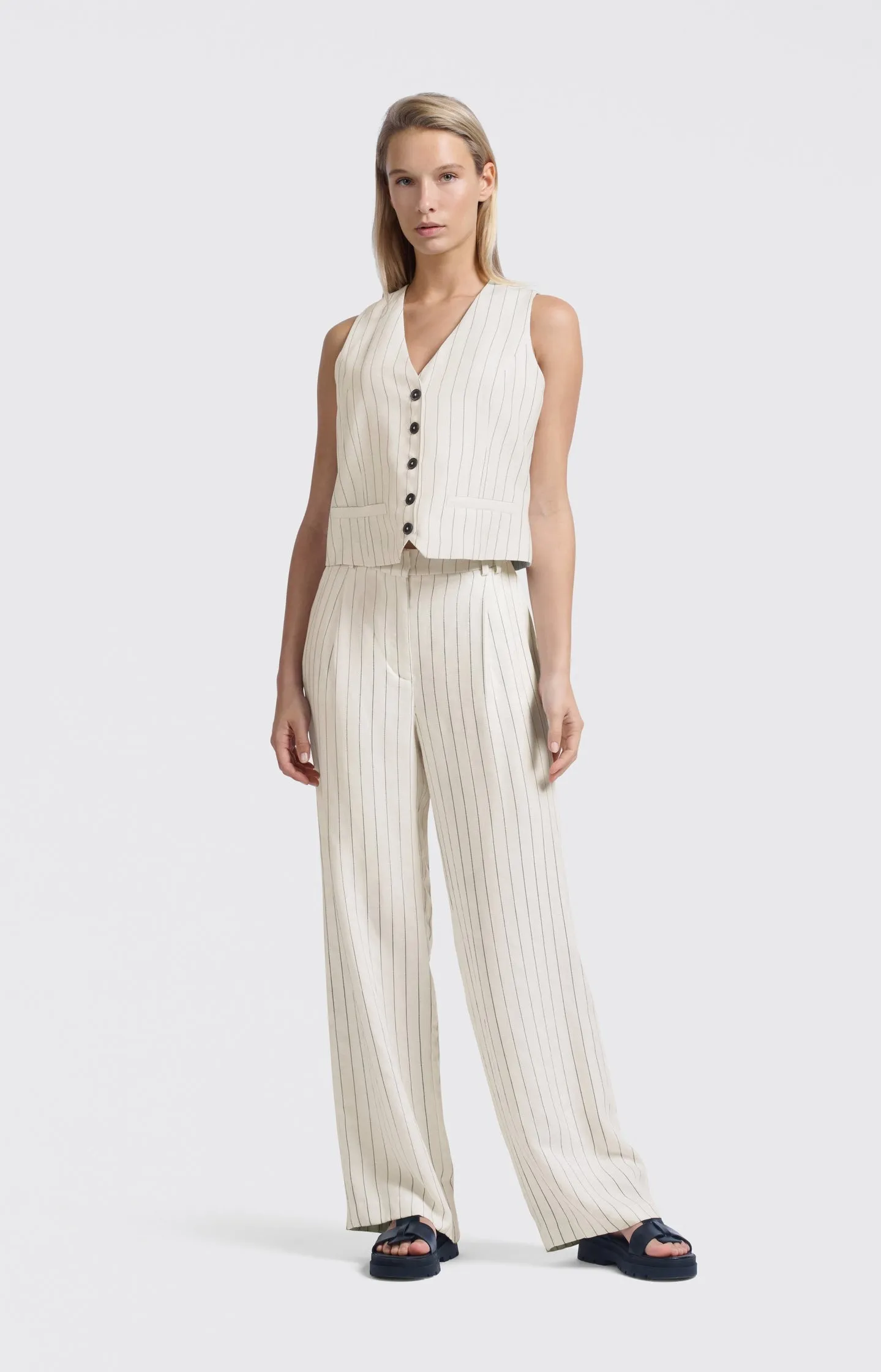 Linen blend gilet with pinstripe pattern
