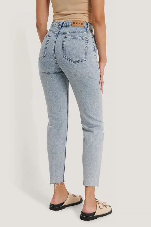 Lola Slim Fit Mid-Rise Clean Look Stretchable Jeans