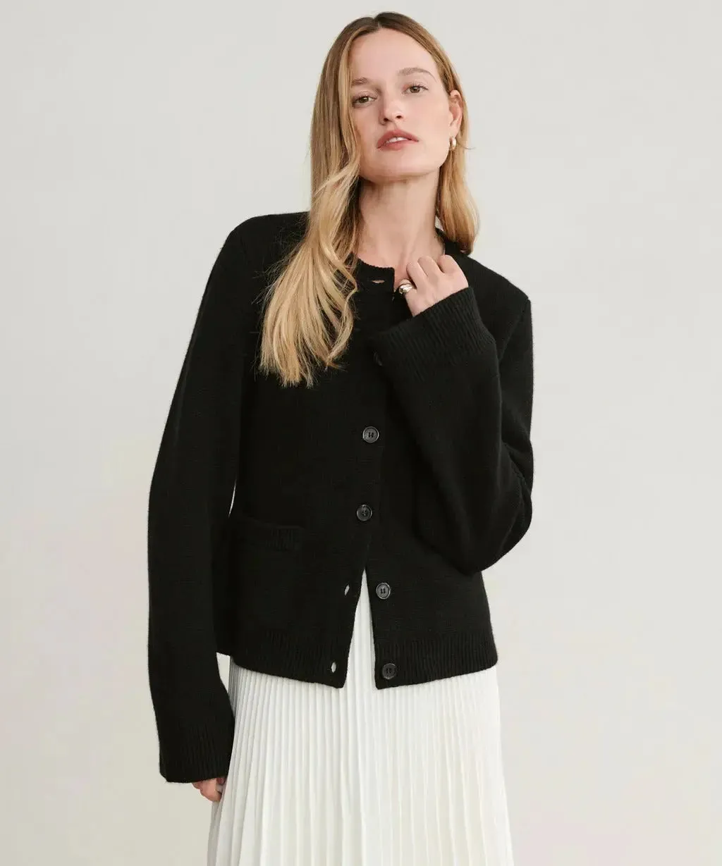 Lucia – Women's Cardigan Chic Sweater