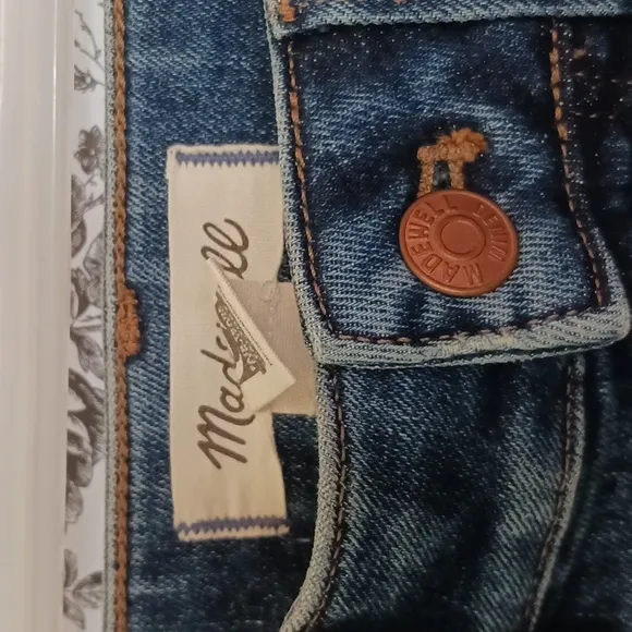 Madewell Curvy Mid Rise Stovepipe Denim Blue Jeans Size 24 NWOT