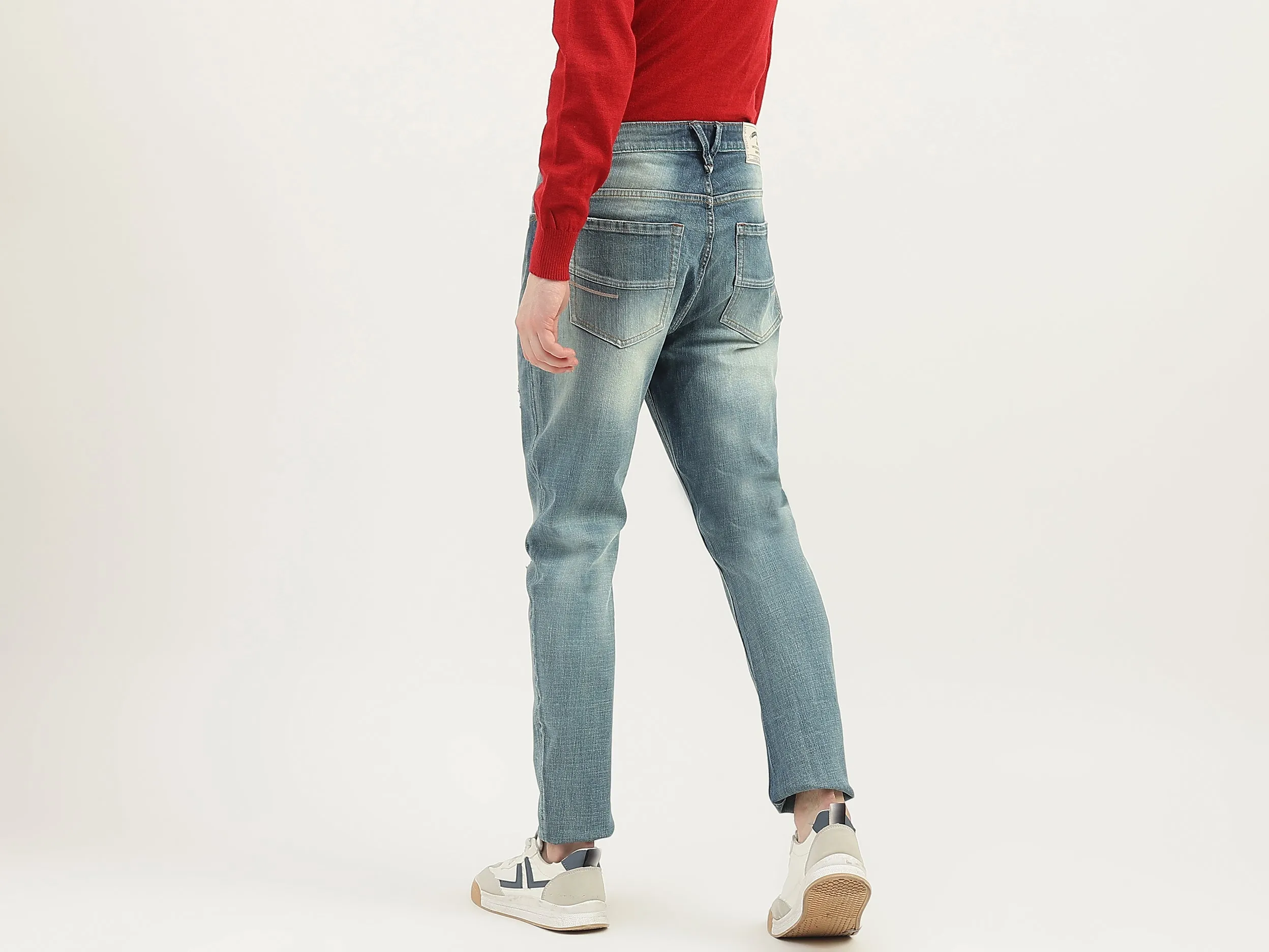 Men Solid Carrot Fit Jeans