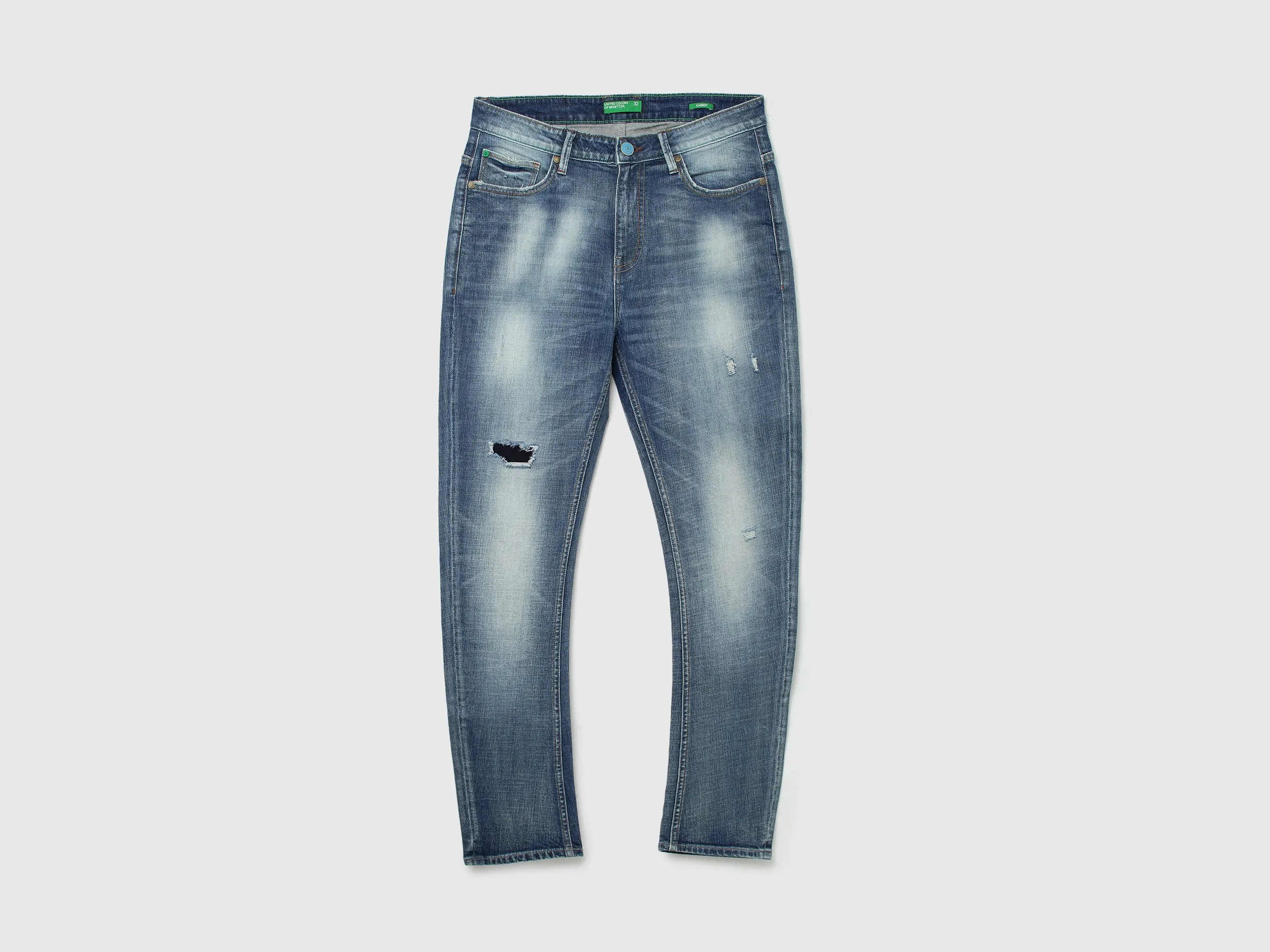 Men Solid Carrot Fit Jeans
