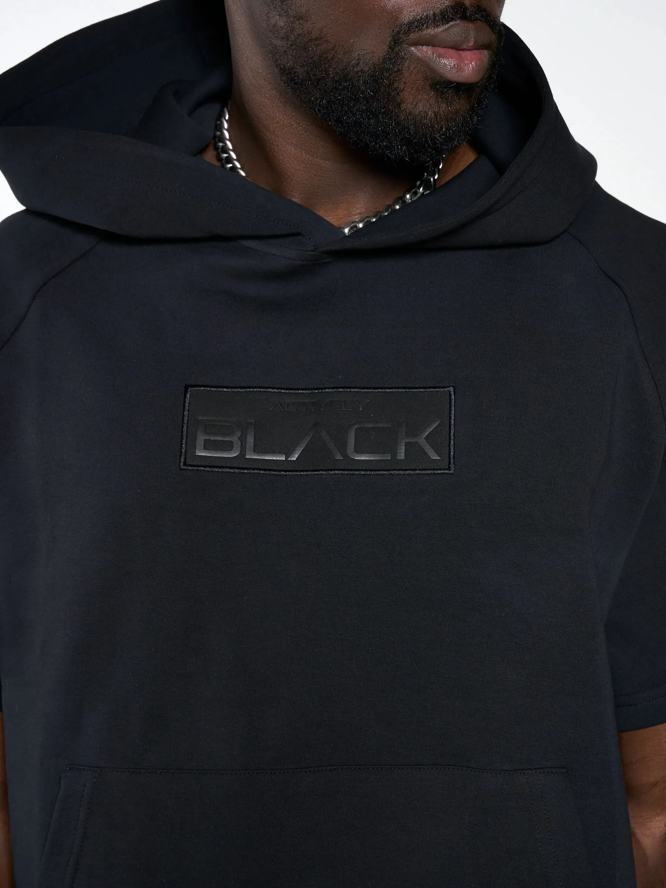 Men's Embossed Patch Mid Sleeve Hoodie