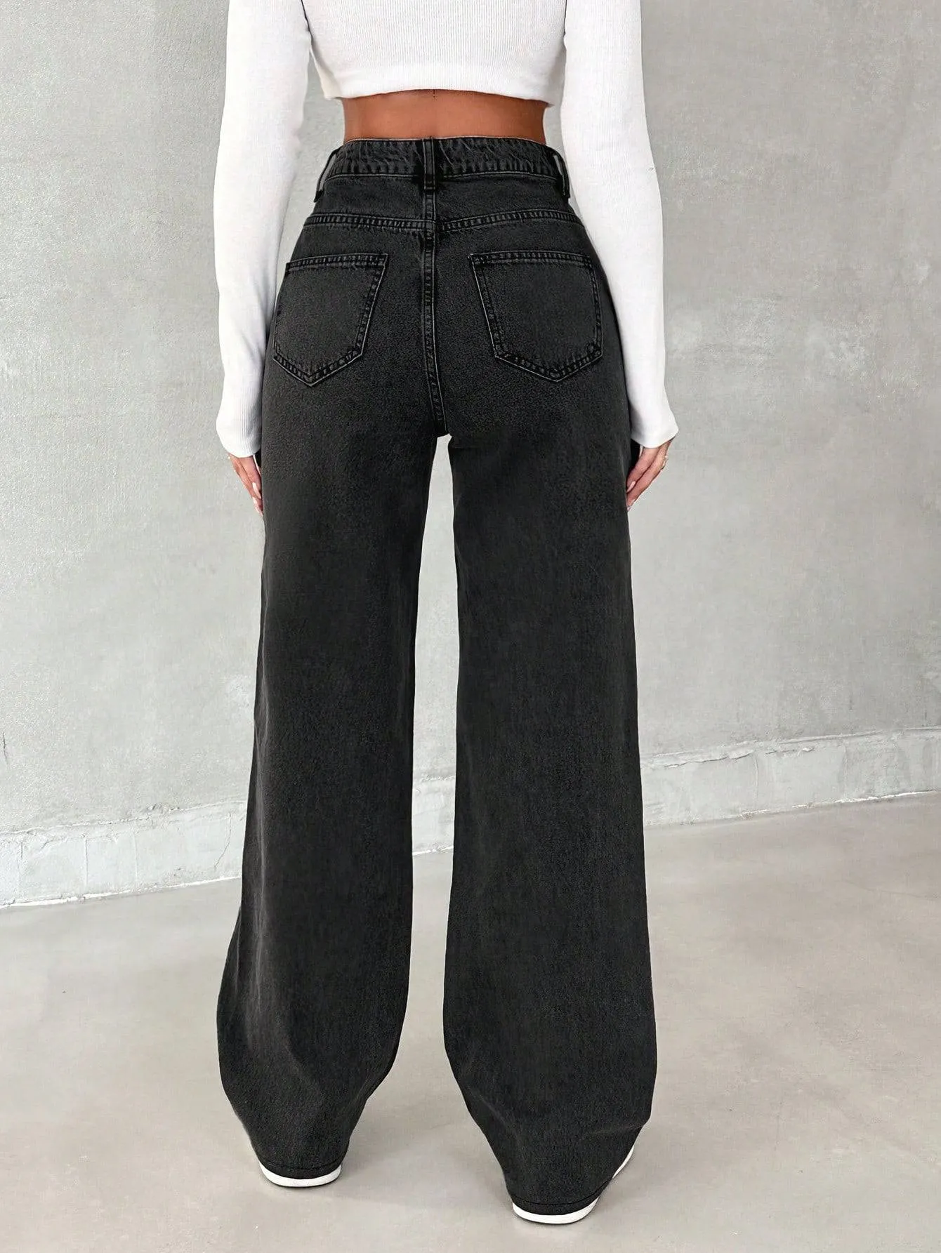 Midnight Chic Stretch Jeans