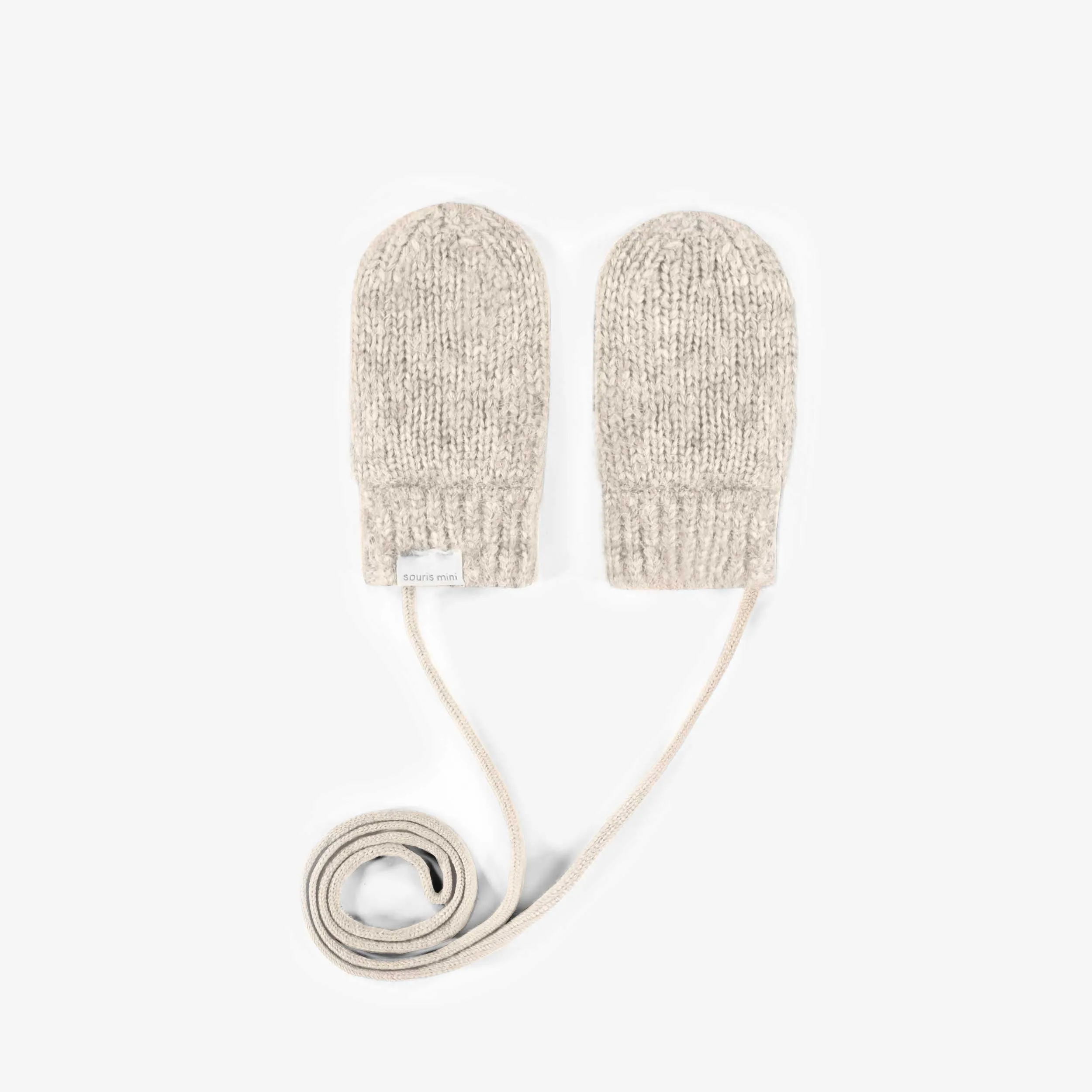Mitaines crème en maille avec cordon d’attache, bébé || Cream knitted mittens with a drawstring, baby