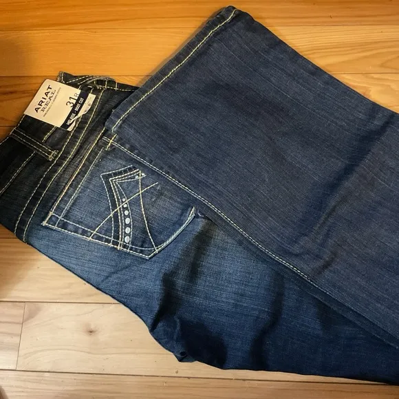 New Ariat Women’s 31R REAL Spitfire Riding Jeans Blue Embellished Stretch Denim