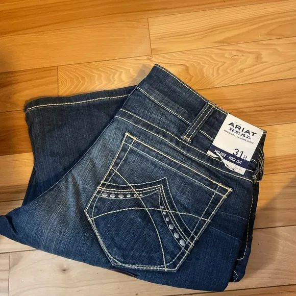 New Ariat Women’s 31R REAL Spitfire Riding Jeans Blue Embellished Stretch Denim