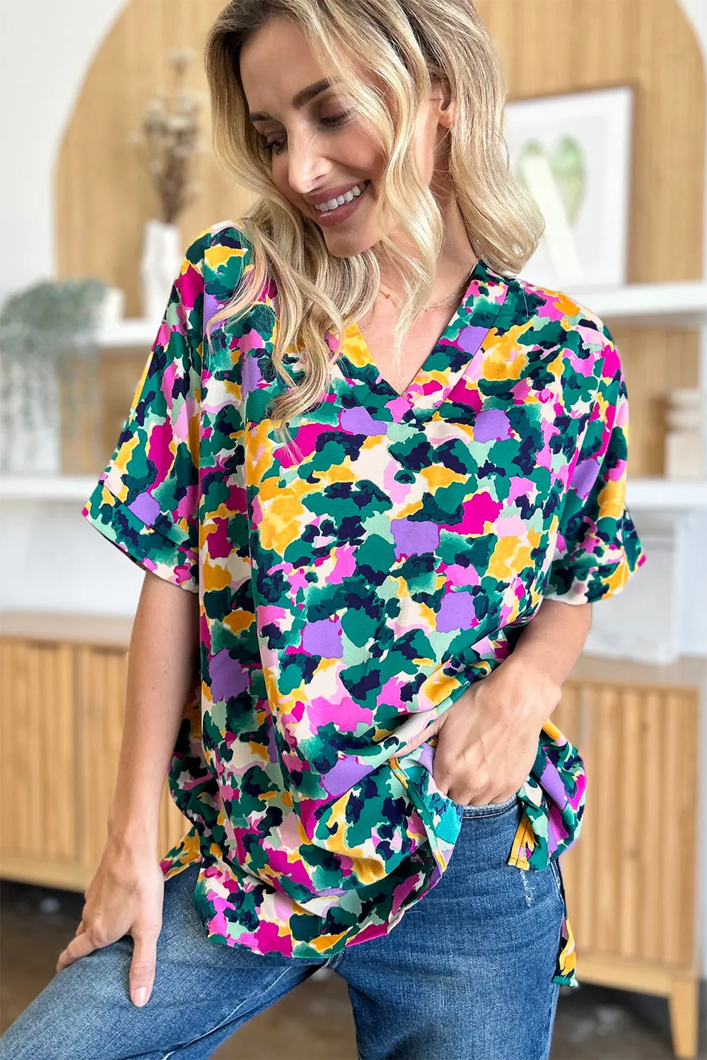 Printed V-Neck Short Sleeve Side Slit Top