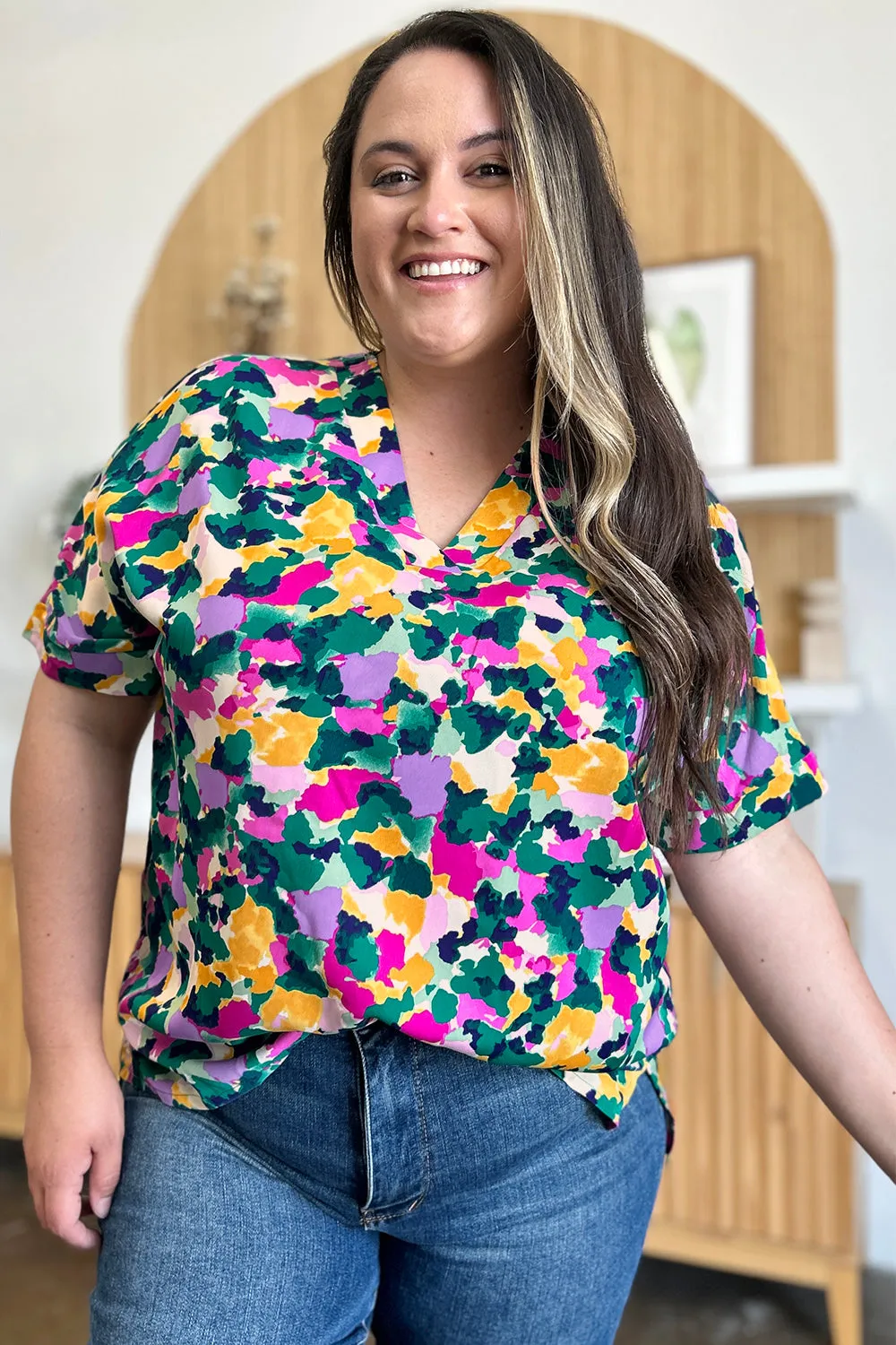 Printed V-Neck Short Sleeve Side Slit Top