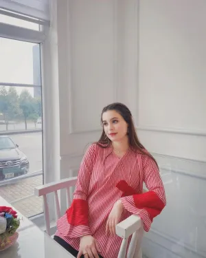 Red Ribbon Tie Top