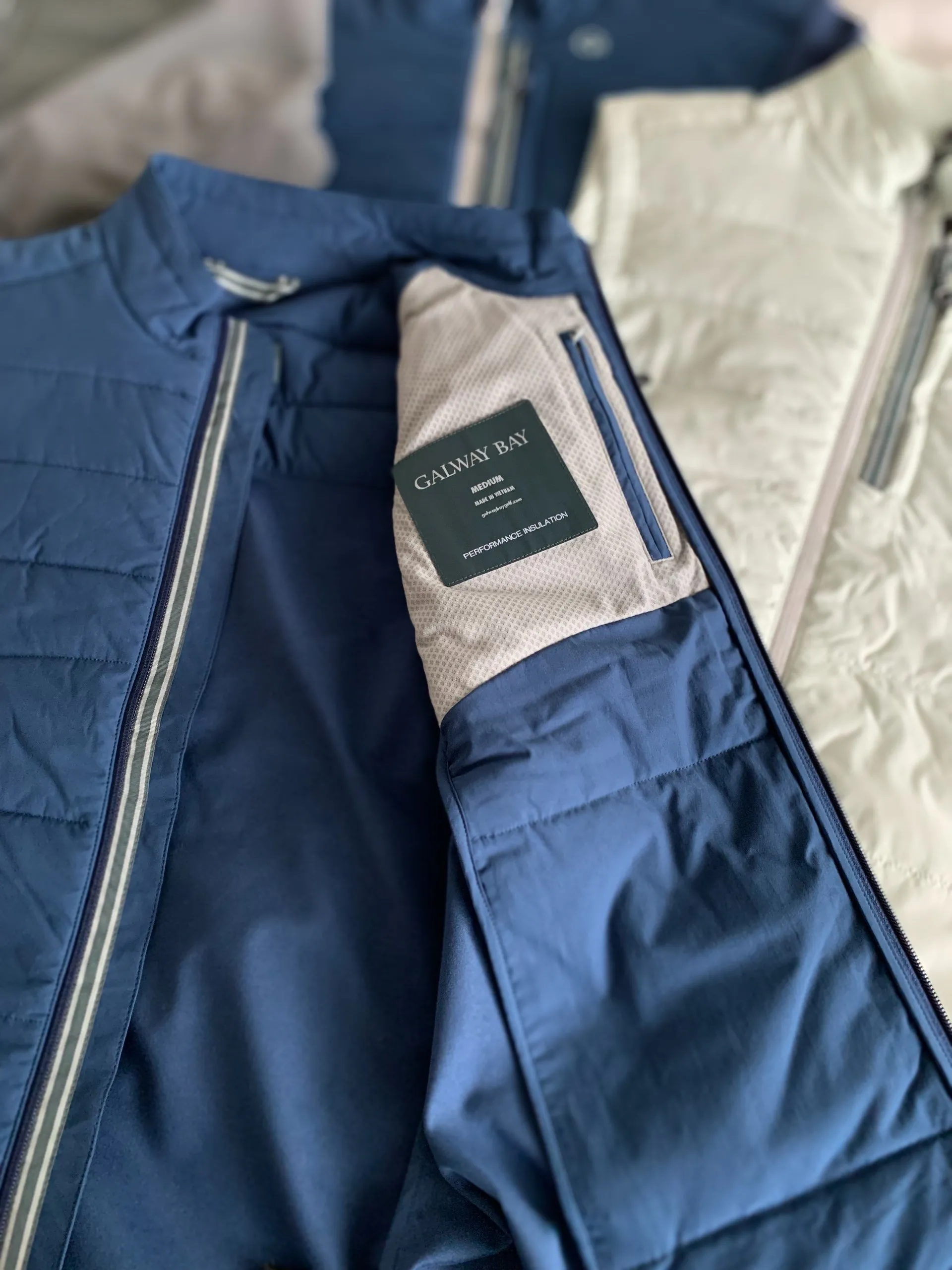 Roscam Hybrid Vest