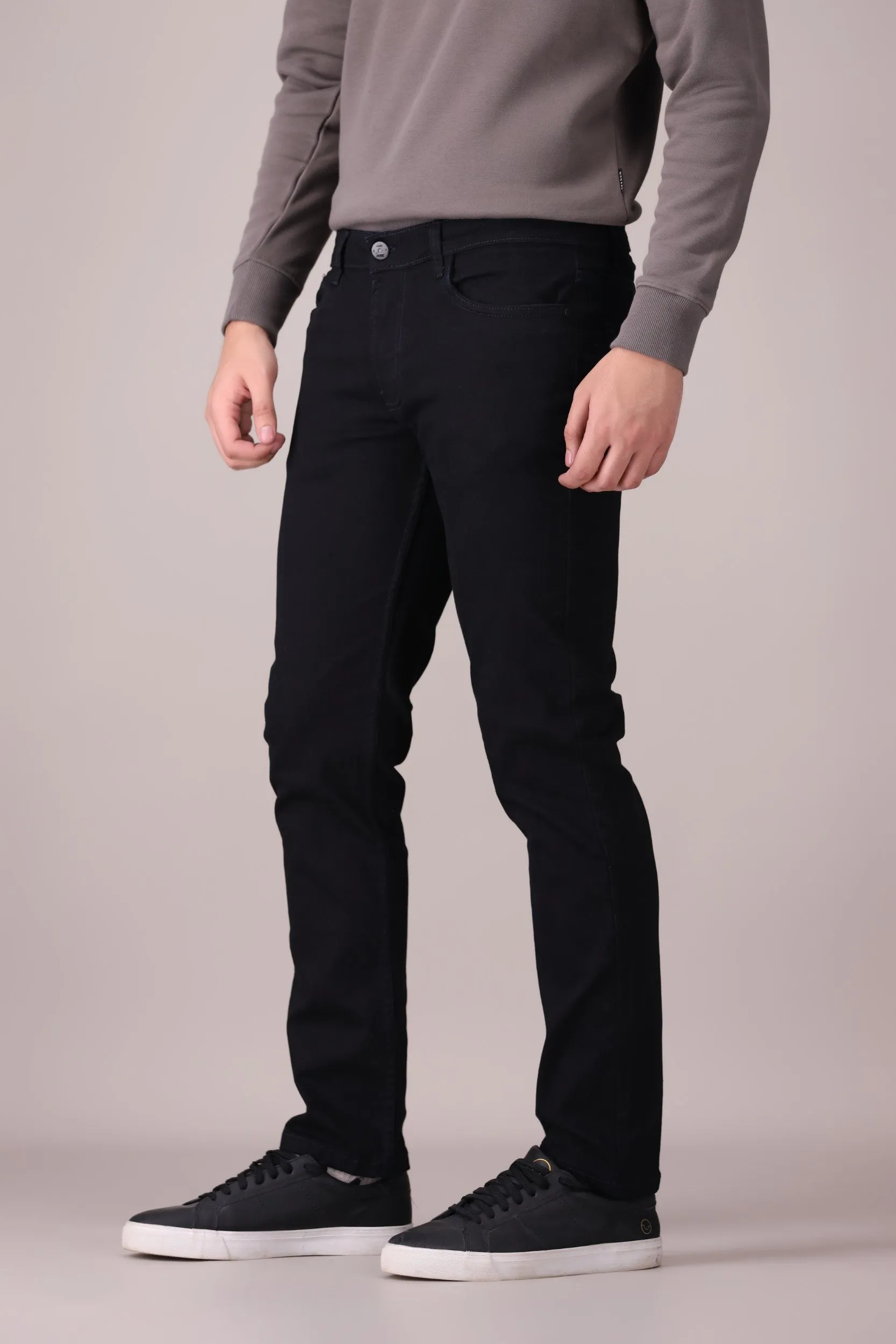 SLIM-STRAIGHT STRETCH JEANS
