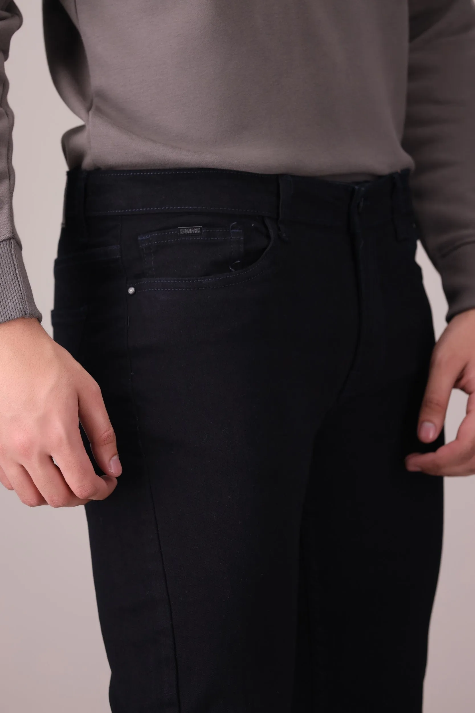 SLIM-STRAIGHT STRETCH JEANS