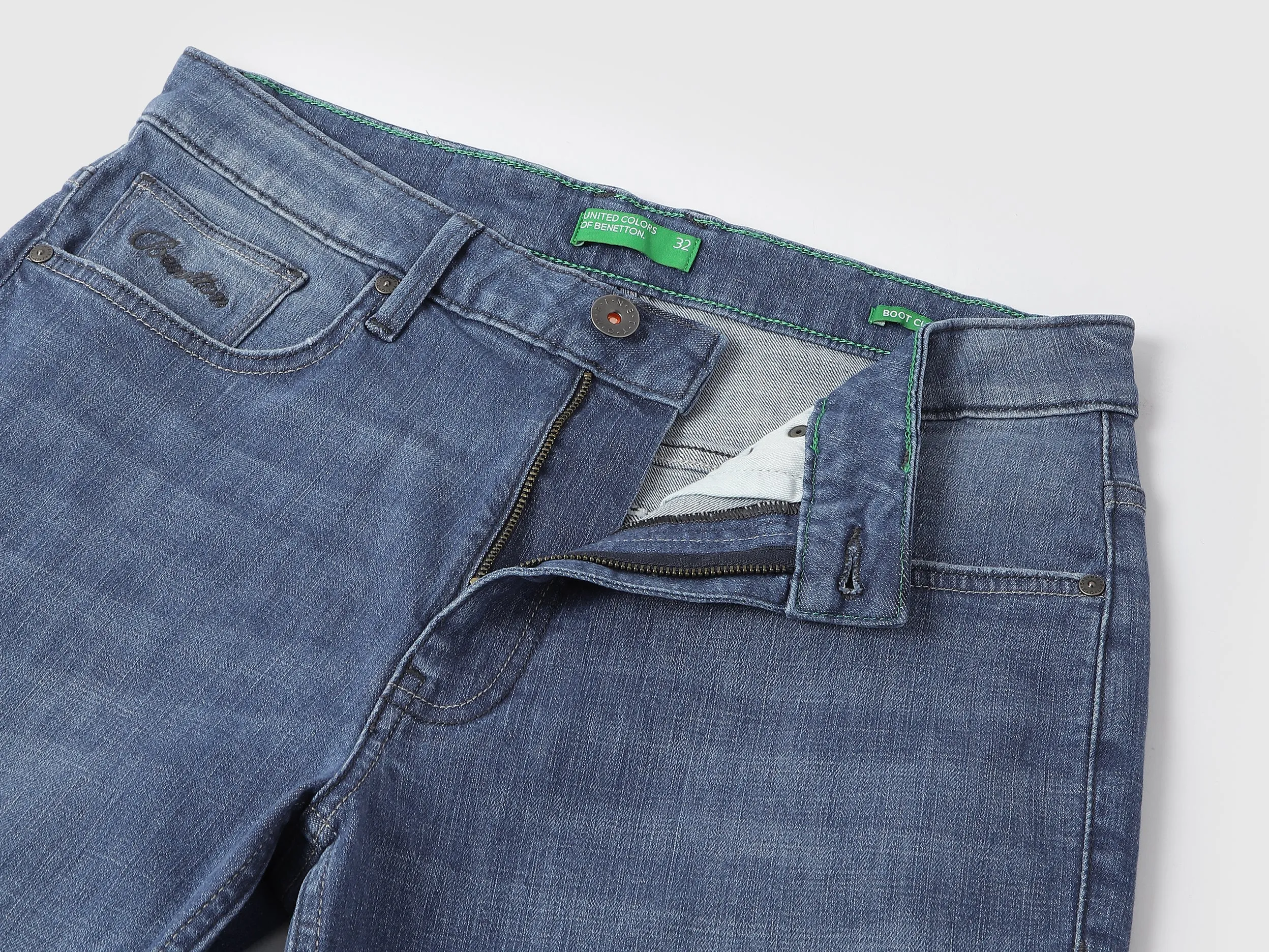 Solid Boot Leg Fit Jeans