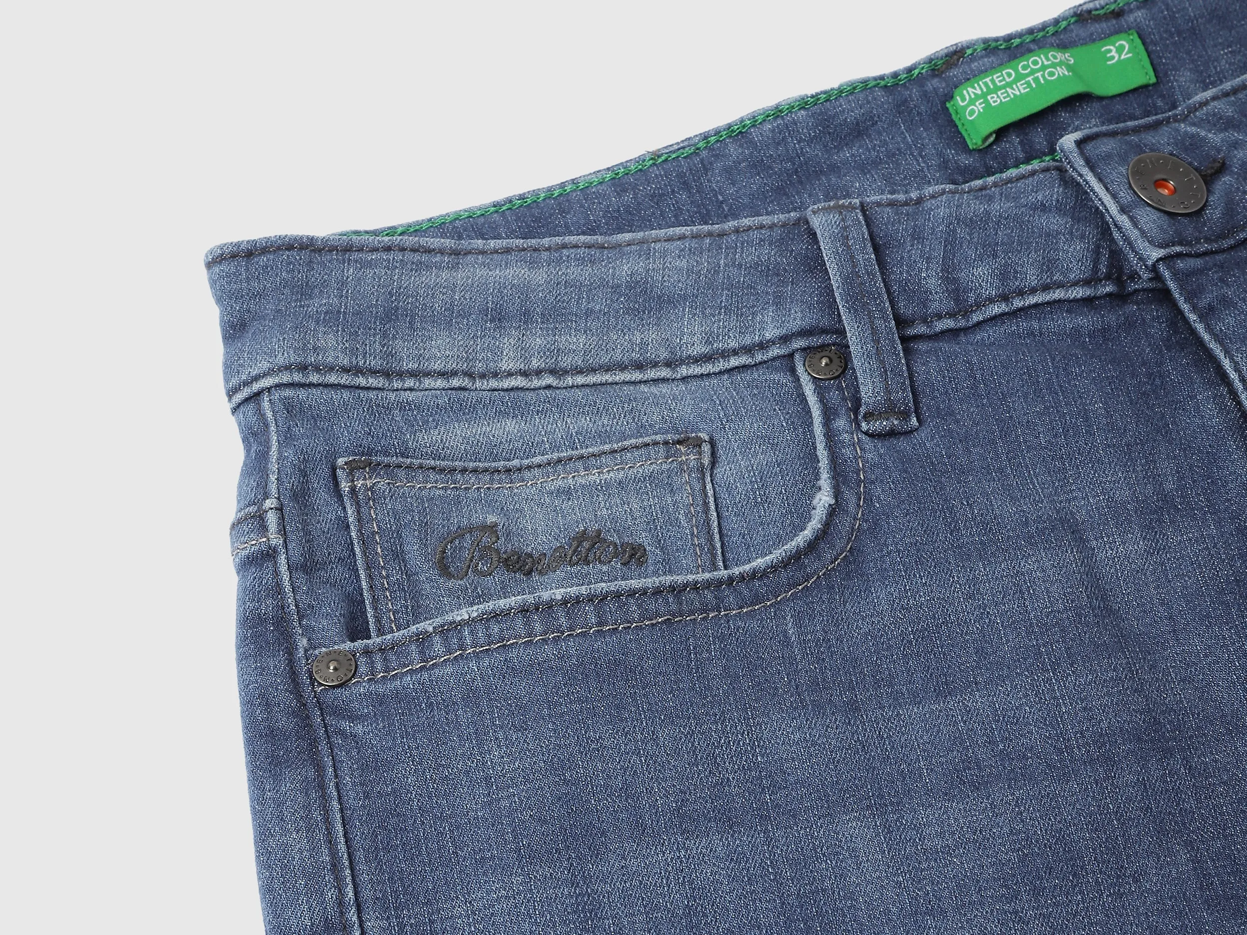 Solid Boot Leg Fit Jeans
