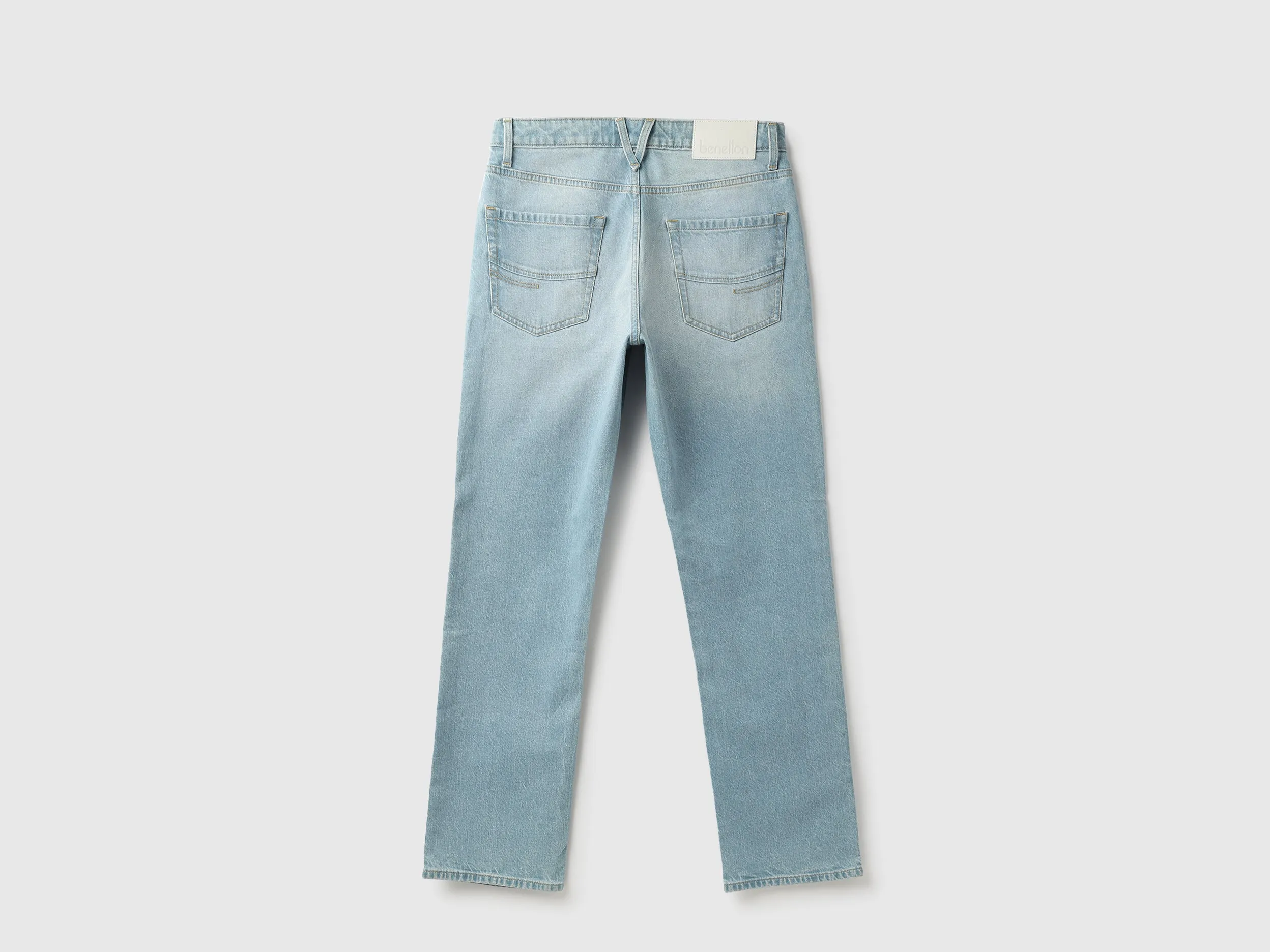 Solid Comfort Fit Ice Wash Jeans