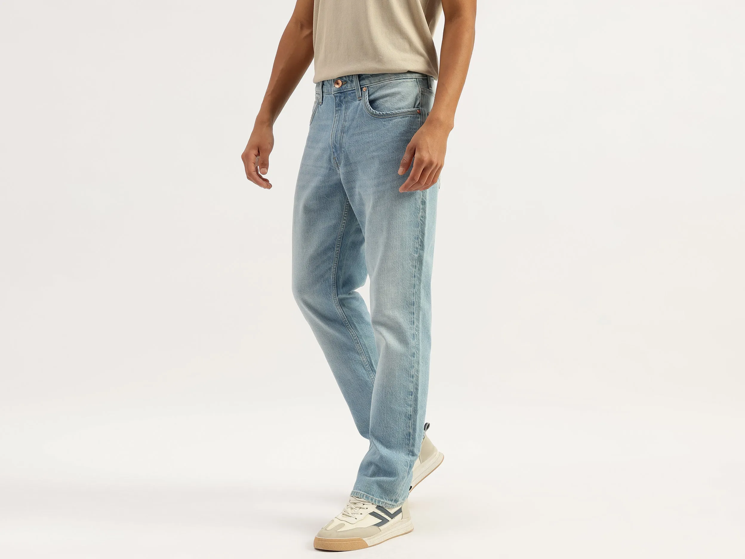 Solid Comfort Fit Ice Wash Jeans