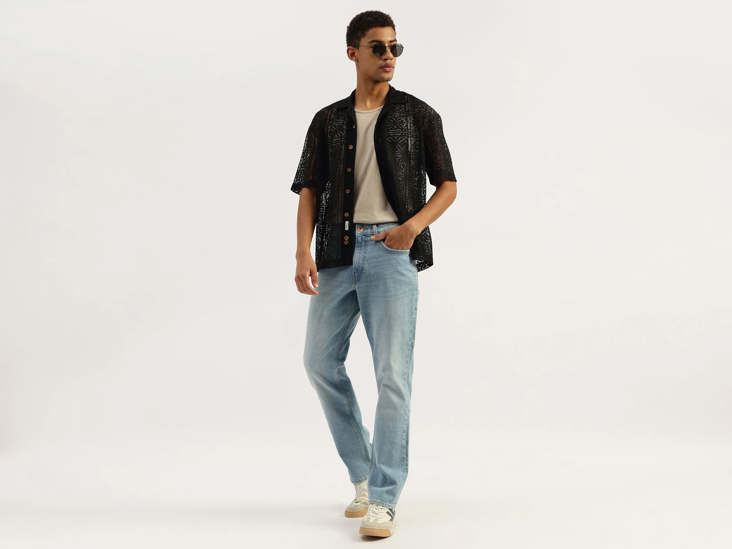 Solid Comfort Fit Ice Wash Jeans