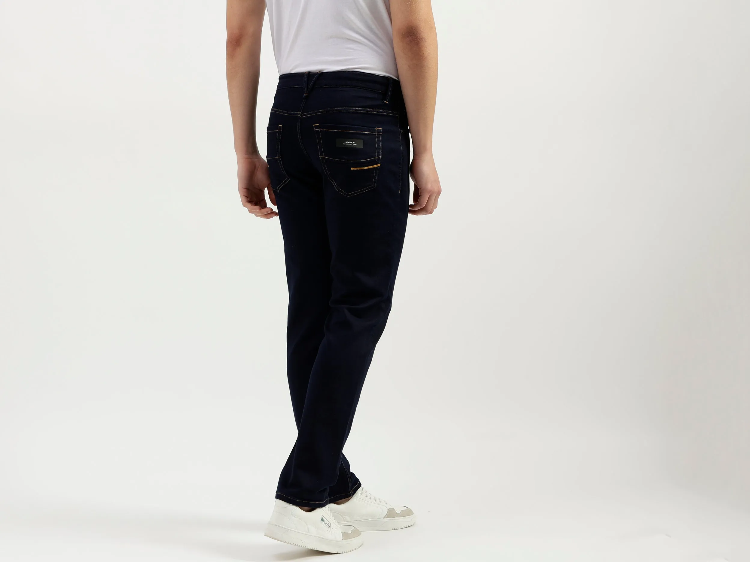 Solid Pattern Slim Fit Jeans